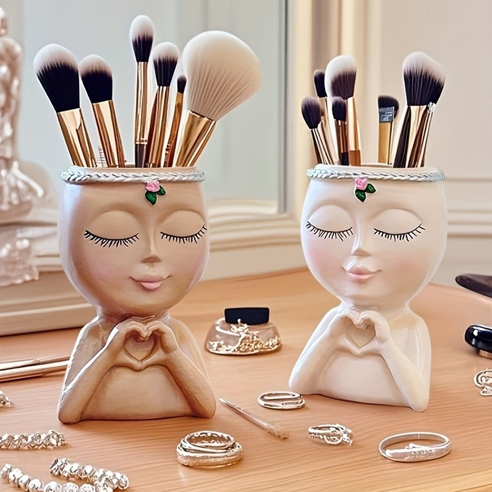 Luxury Skincare And Makeup Brands - Подставка для хранения кистей для макияжа