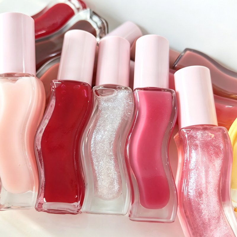Luxury Skincare Brands - Горячая новинка: Увлажняющее масло-блеск для губ