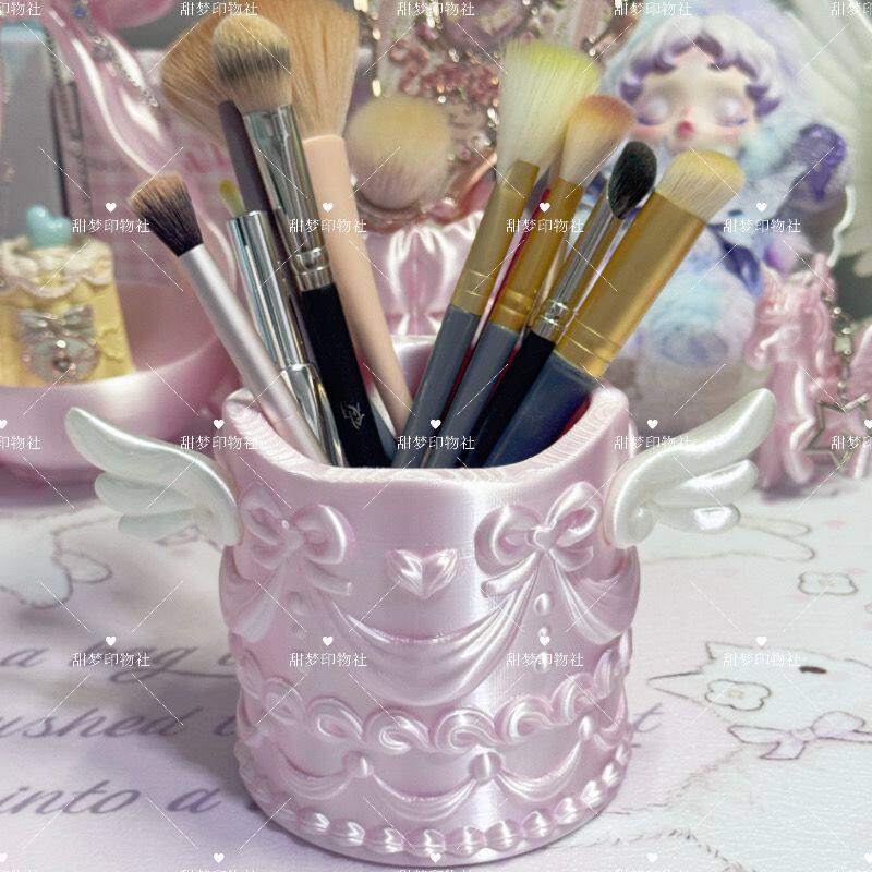 Держатель для кистей для макия – обзор и цена Luxury Skincare And Makeup Brands